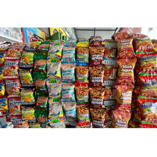 

snack jadul 8gr/pang pang korea/astaga/cikur cianjur/cireng cianju /asyek/seblak cianjur/sukiyaki/stik jagung pedas/makroni/pangpang pedas