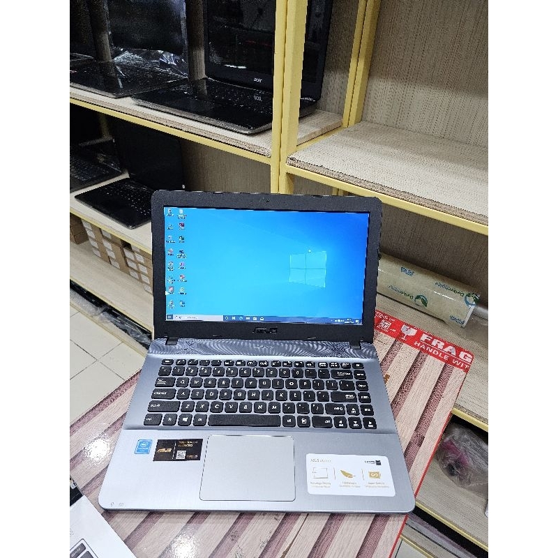 Laptop Asus X441B X4441M X441 RAM 4GB SSD 256GB Second Pilihan Terbaik