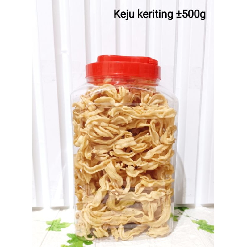 Curut keriting premium per toples / stick keju / kerupuk keju