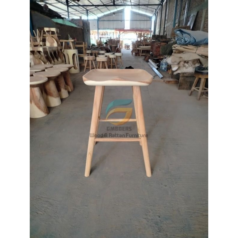 Kursi Bar / Cafe Kayu Trembesi