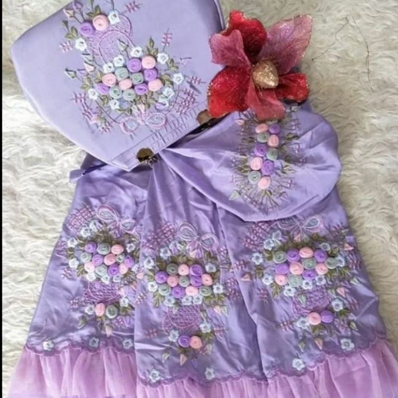 mukenah bordir cantik tile timbul/mukenah mewah/mukenah bordir/mukenah tile timbul/mukenah seserahan