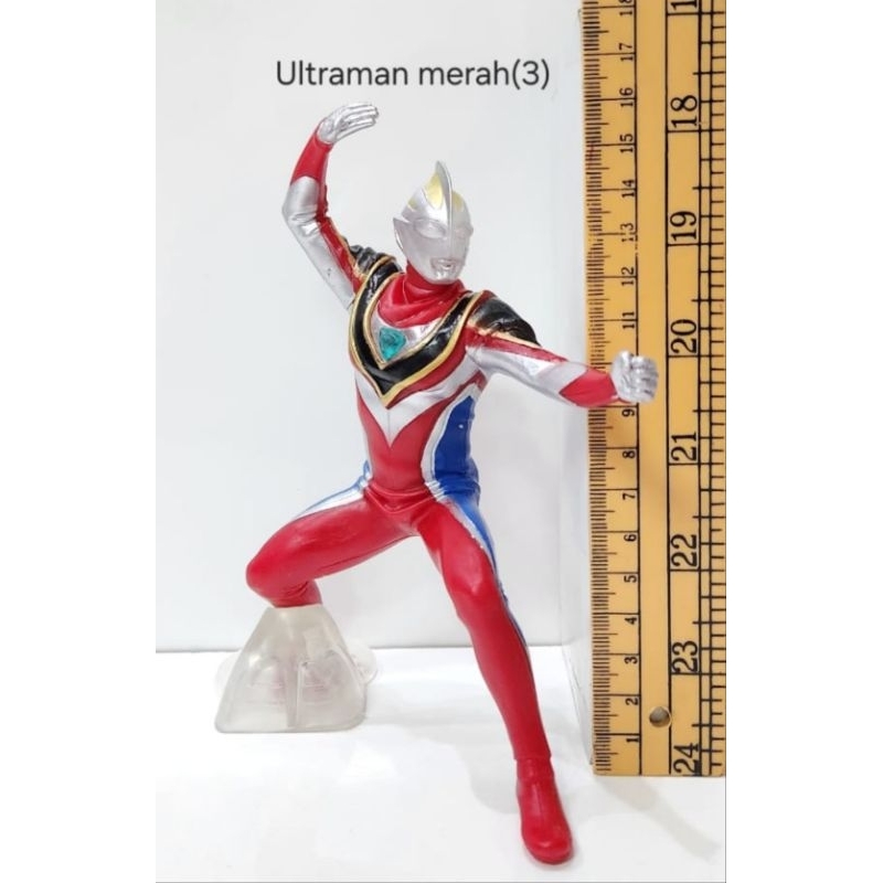 ultraman figure gaia supreme