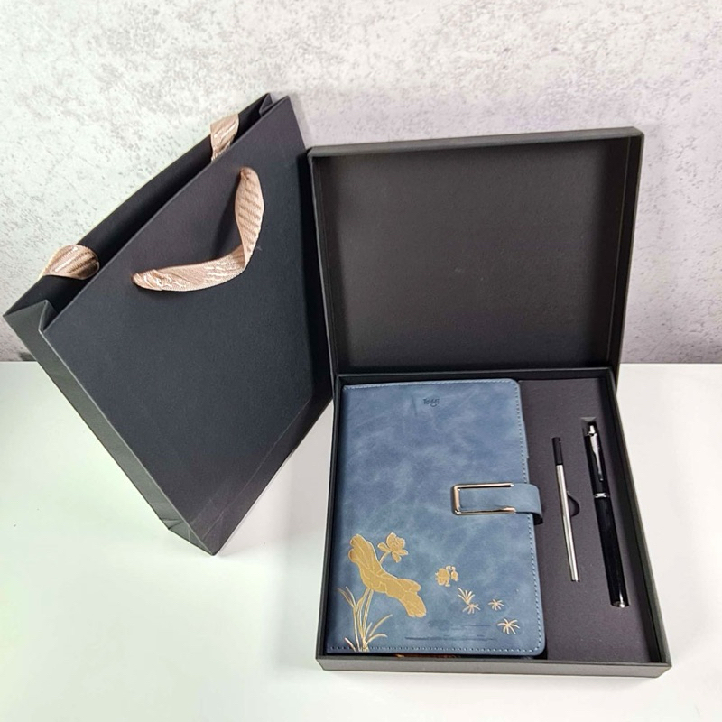 

Toddi Set Buku Jurnal Leather Notebook Diary 80GSM 200 Halaman Agenda Journal Kado Gift