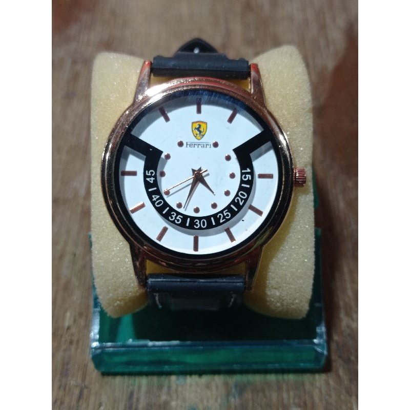 JAM TANGAN PRIA // JAM TANGAN PRIA TALI KARET