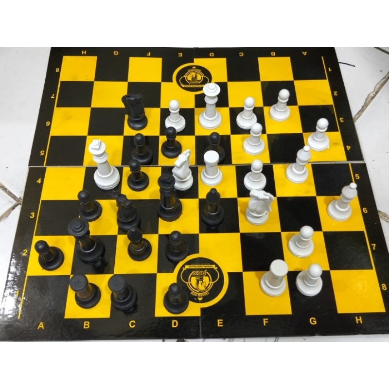 PAPAN CATUR ROX LIPAT 4