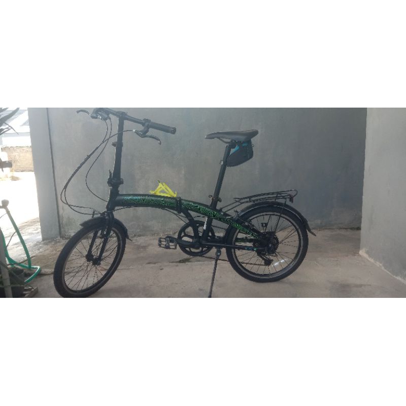 Sepeda Lipat Polygon Urbano 3
