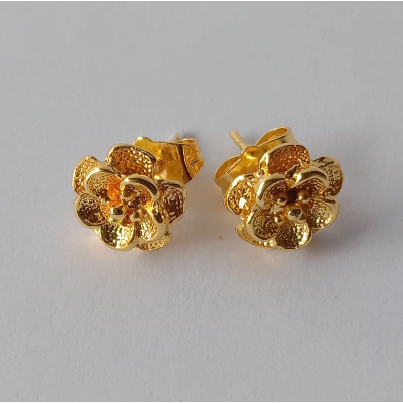 ANTING TUSUK BUNGA MAWAR WANITA TITANIUM ANTI KARAT GOLD