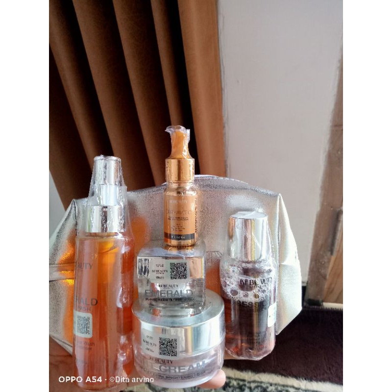 KF skin klinik tahap2 free serum dermavit c ( NEW FORMULA )