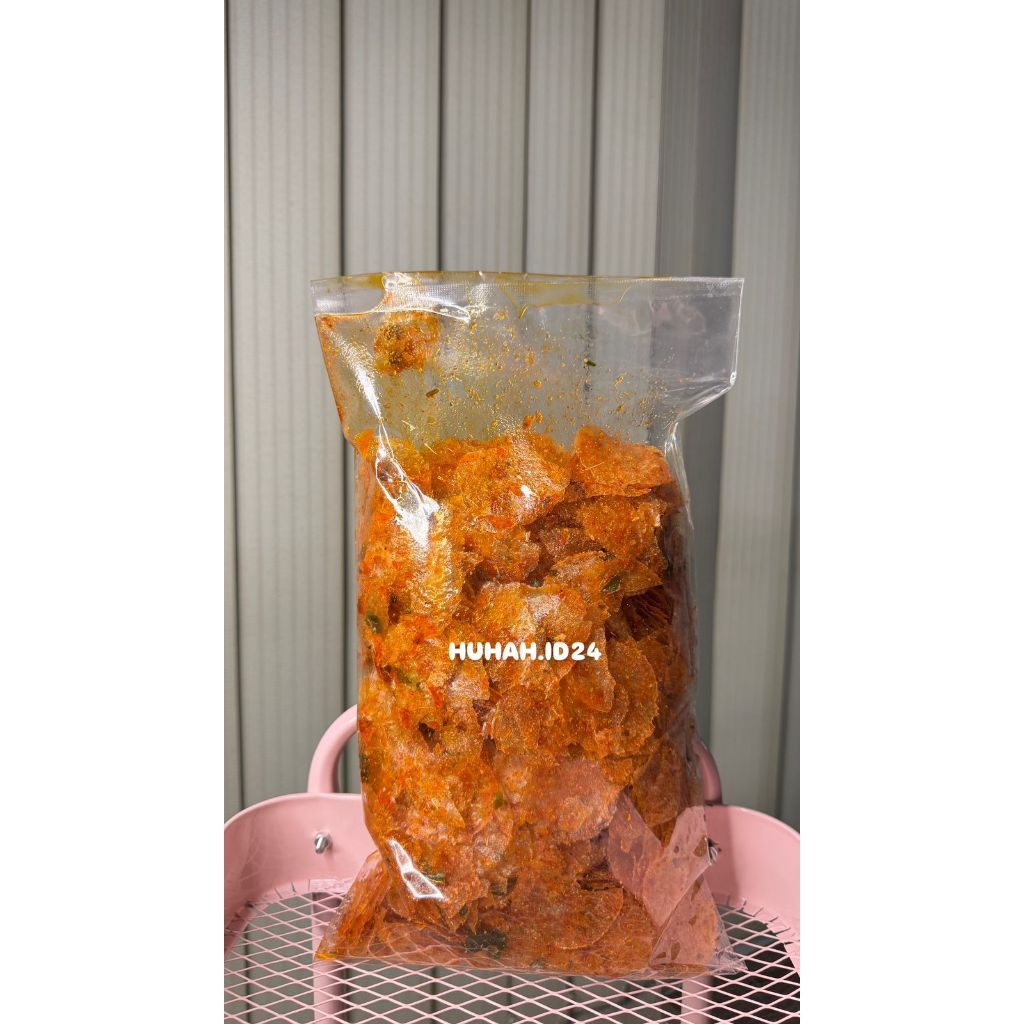 

KRIPIK KACA ! KRIPIK KACA 1KG PEDAS EXTRA DAUN JERUK