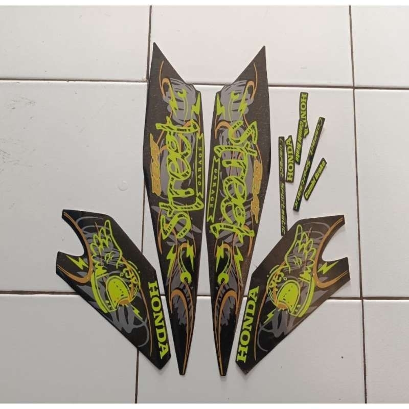 Striping stiker motor honda beat street 2021 standar lis body beat street std striping beat street t