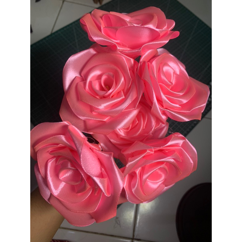 

(DIAMETER 9 CM) PAKET MAWAR PITA SATIN JUMBO GLITTER/NO GLITTER
