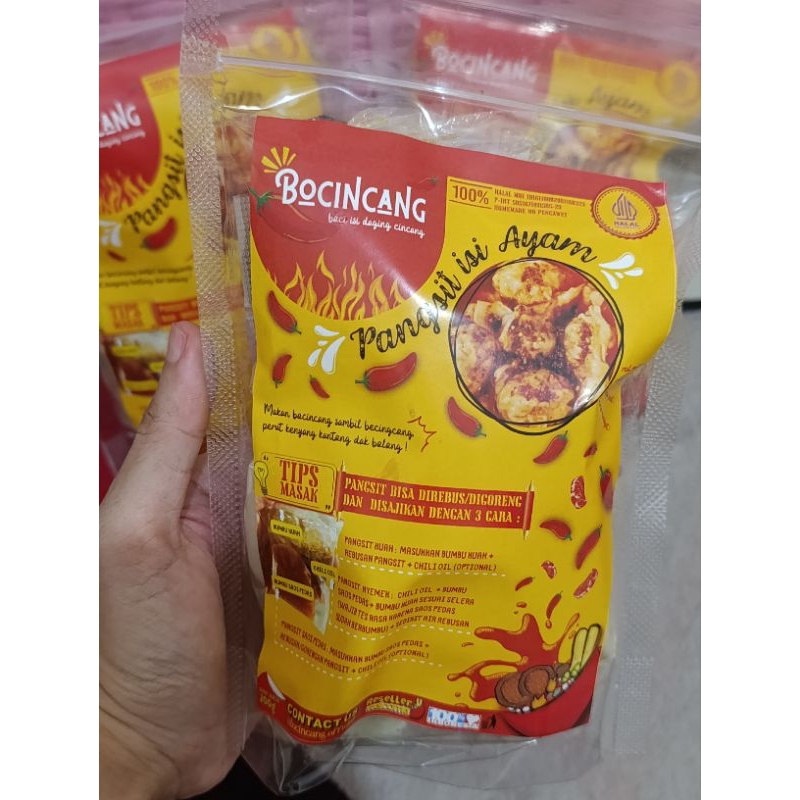 

PANGSIT AYAM CHILI OIL PEDAS (FROZEN, HOMEMADE, TANPA PENGAWET)
