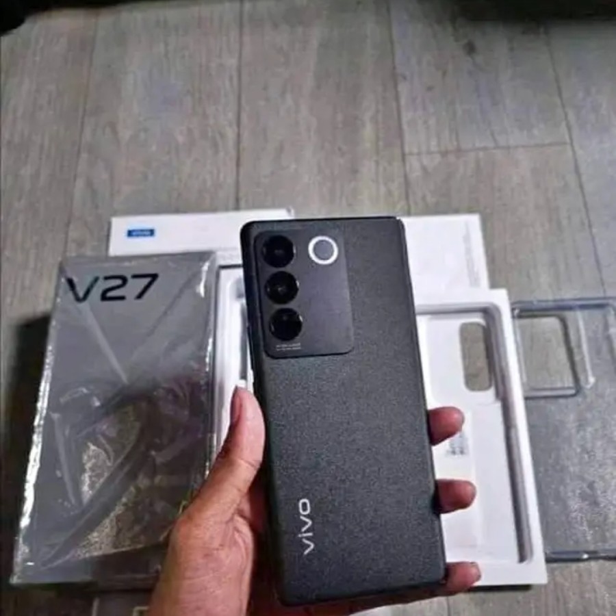 VIVO V27 5G 8/256gb second