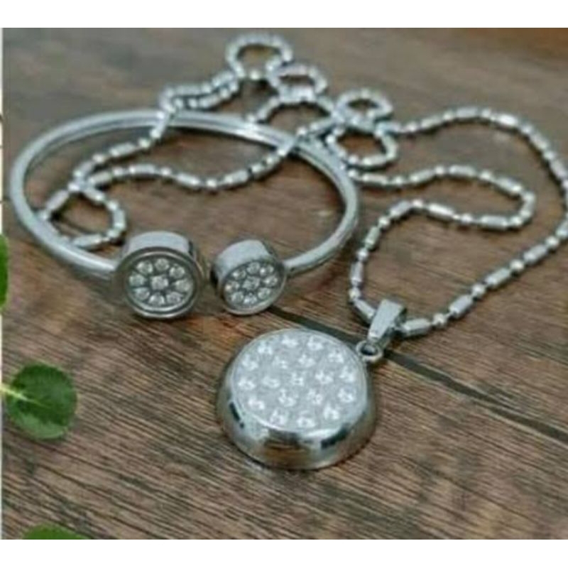 2 set kalung kesehatan