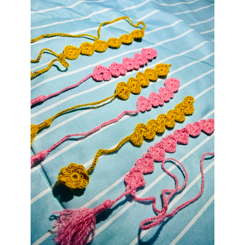 

Rajutan Penanda Buku Dan Kitab (Bookmark Crochet)
