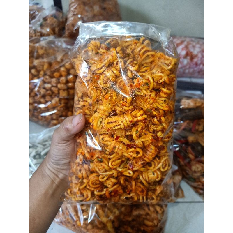 

Mie gulung extra pedas daun jeruk isi 500gram