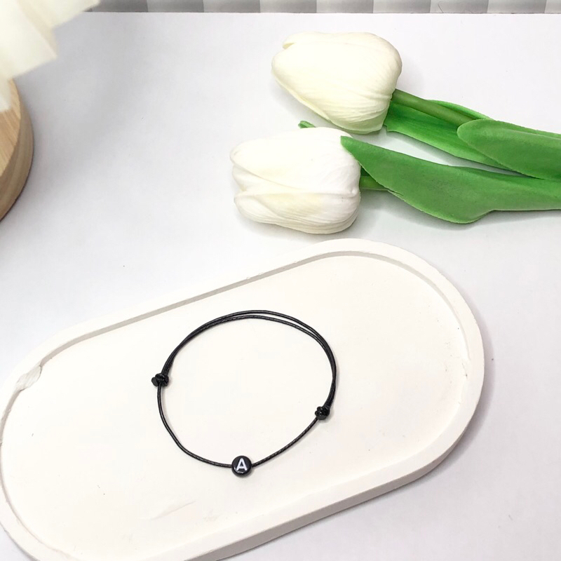 gelang serut inisial / gelang serut / gelang manik / gelang mutiara / braclets / beads / gelang dewa