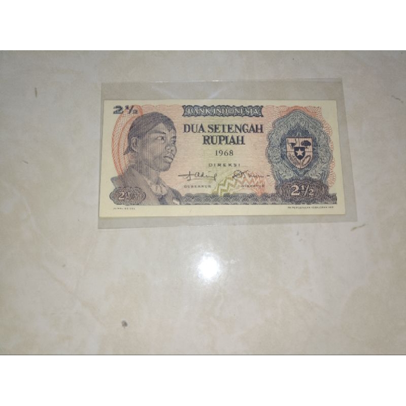 uang 2 1/2 2,5 dua setengah rupiah Soedirman tahun 1968 asli unc