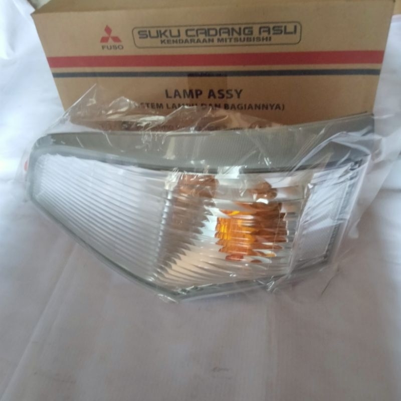 Lampu Sen Depan / Lampu Sein Atas Samping Kiri (LH) PS Canter Asli