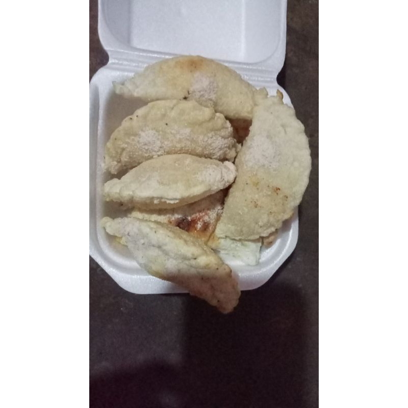

Cireng isi Suwir ayam & Usus