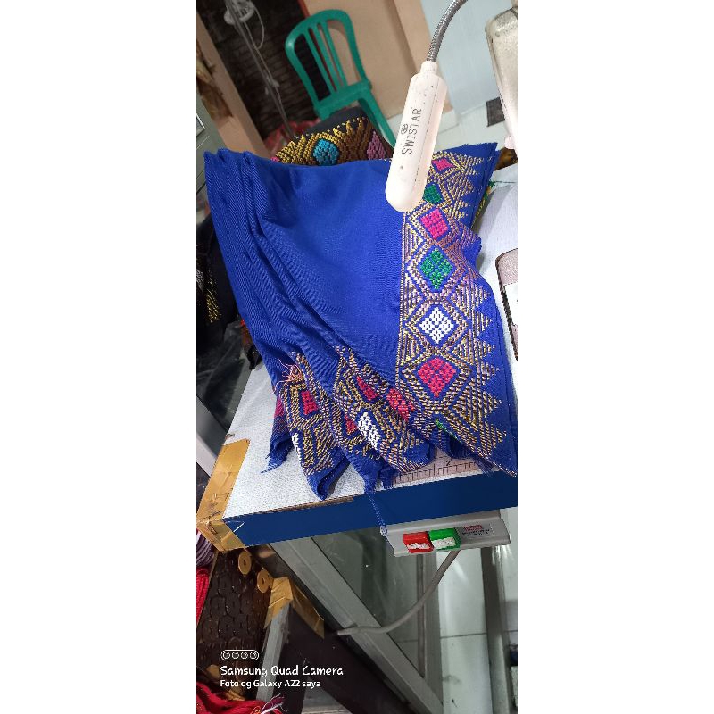 sapuk songket original tenun lombok sasak warna biru