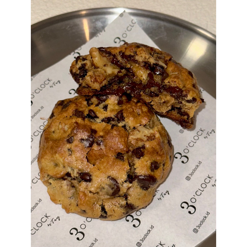 

The OG New York | Chocolate Chip Walnut cookies | Premium Soft Cookies