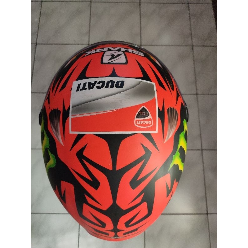 helm shark diablo (custom repaint)