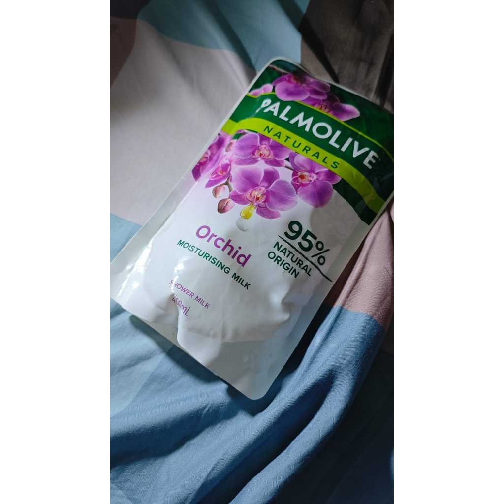 Palmolive Naturals Milk & Orchid Refill Sabun Mandi 400ml