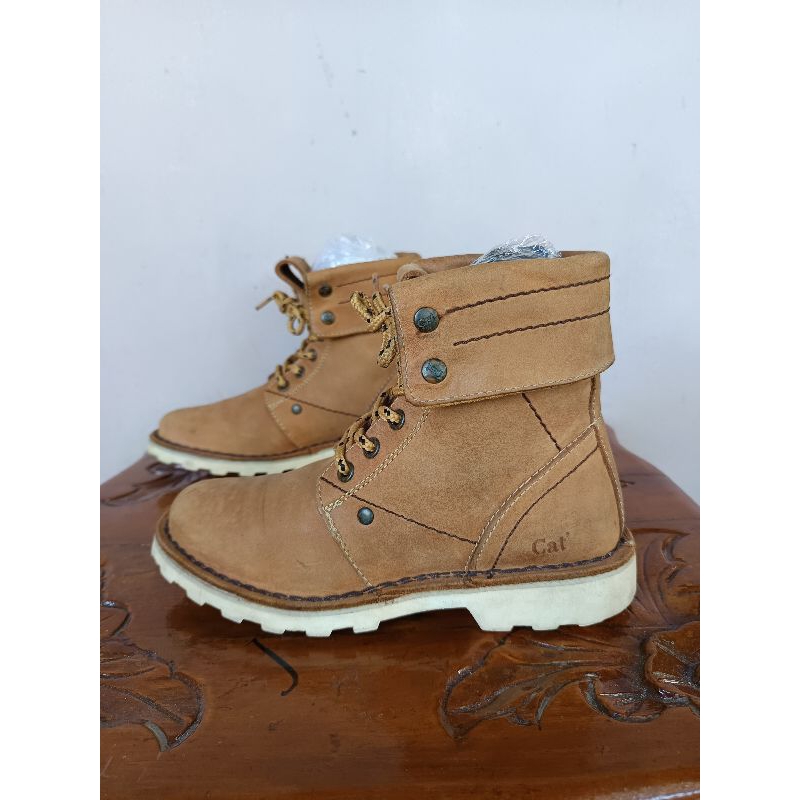 Caterpillar size 36 insole 22,5cm sepatu gunung, sepatu outdoor, sepatu hiking