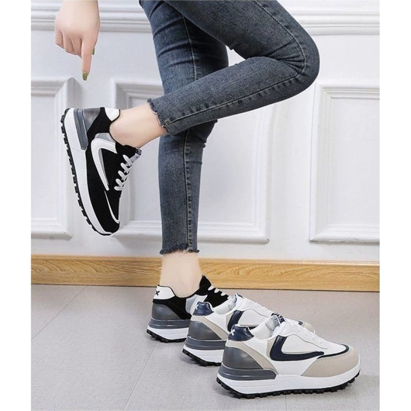 LVR FREE BOX LV0220 Sepatu Sneakers Wanita Fashion TMT Kasual Shoes