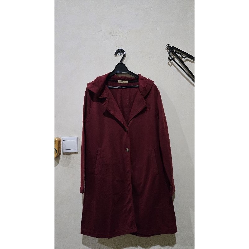 [PRELOVED] Outer Merah Maroon