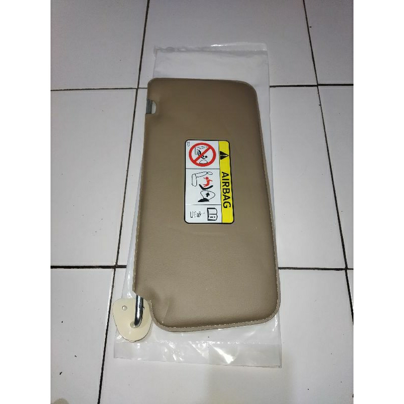 sunvisor grand livina cream kanan RH