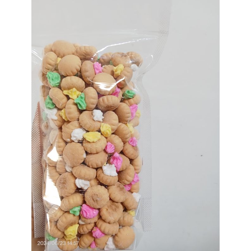 

KUE KANCING JADUL GEM ROSE 200GR