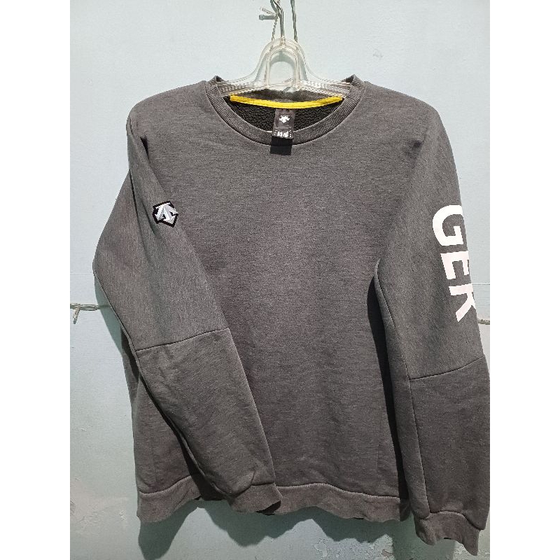 Crewneck DESCENTE original patch logo descente Shimmer Shimmer preloved