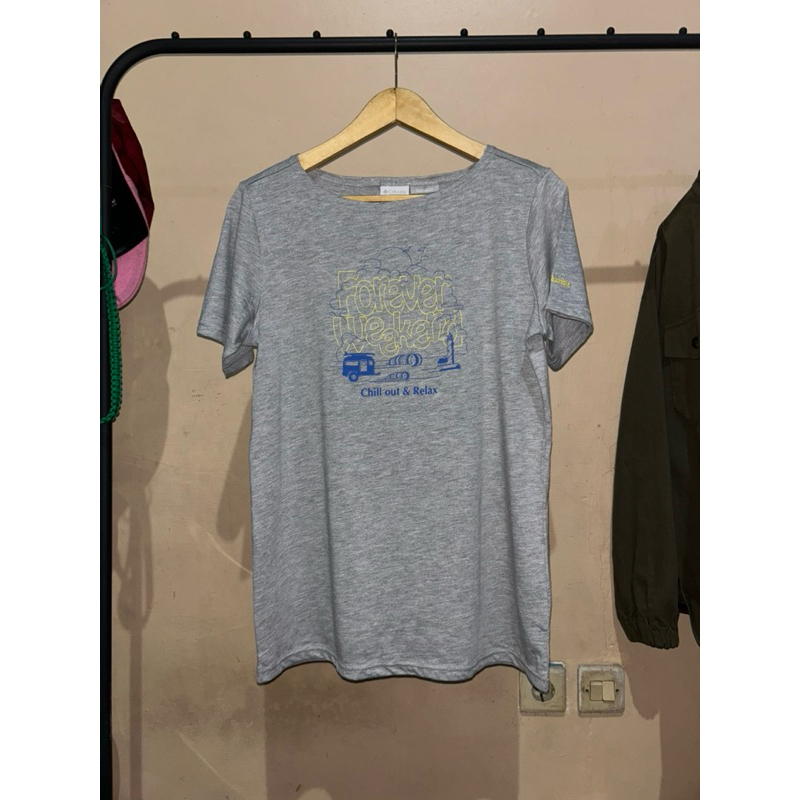 Kaos Columbia / Kaos Cewek / Columbia Omni Wick