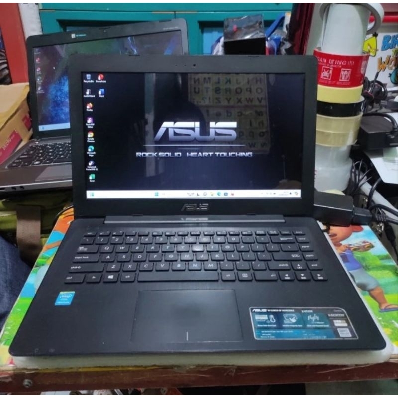 Second Laptop Asus X453M (Intel Pentium-Ram 8GB-SSD 120GB)