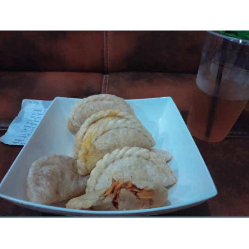 

CIRENG ISI AYAM SUWIR UKURAN SEDANG (isi5)