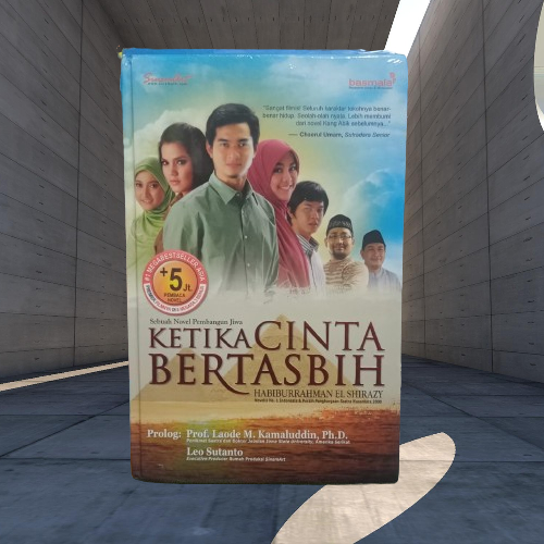 Buku Ketika Cinta Bertasbih - Habiburrahman El Shirazy Hardcover Original Musibook