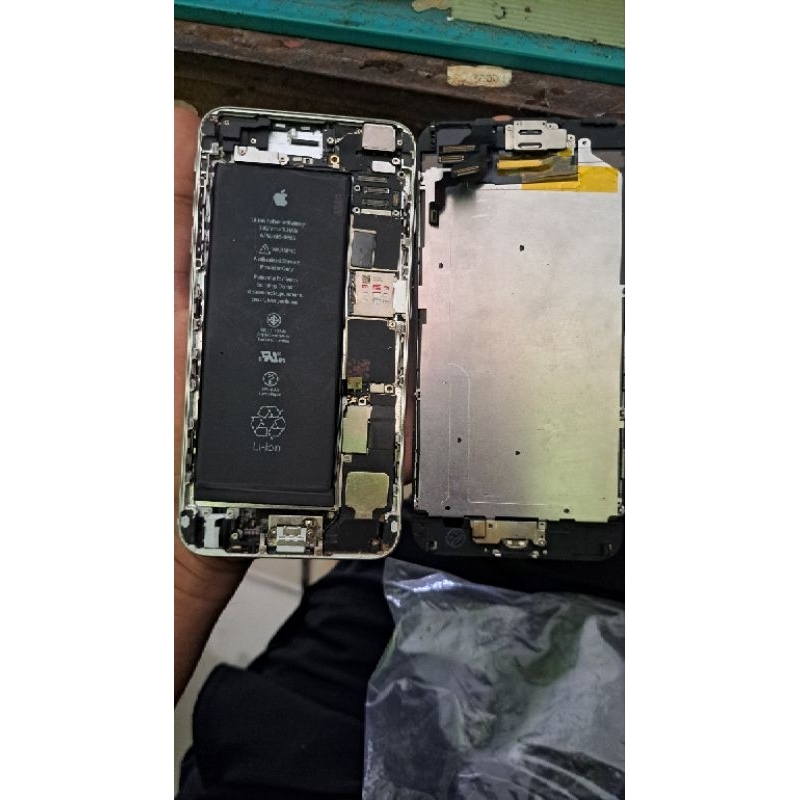 IPHONE 6PLUS MATOT BAHAN