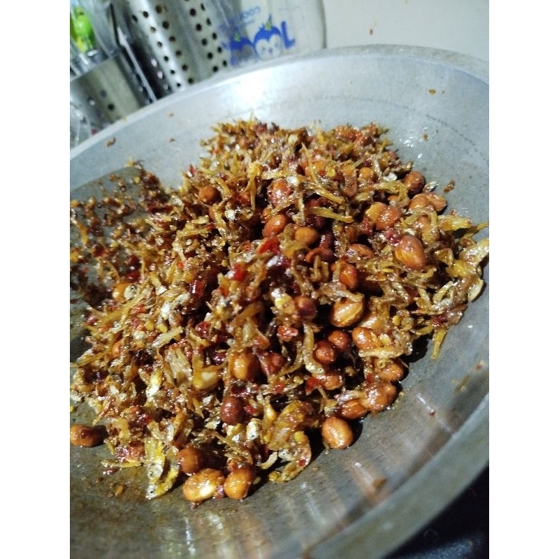 

Kering Tericang (Teri Kacang Pedas Gurih)