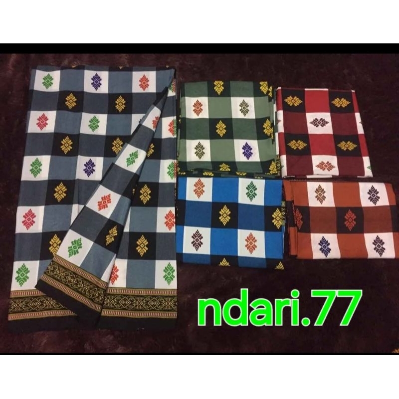 SARUNG BALI MOTIF CATUR