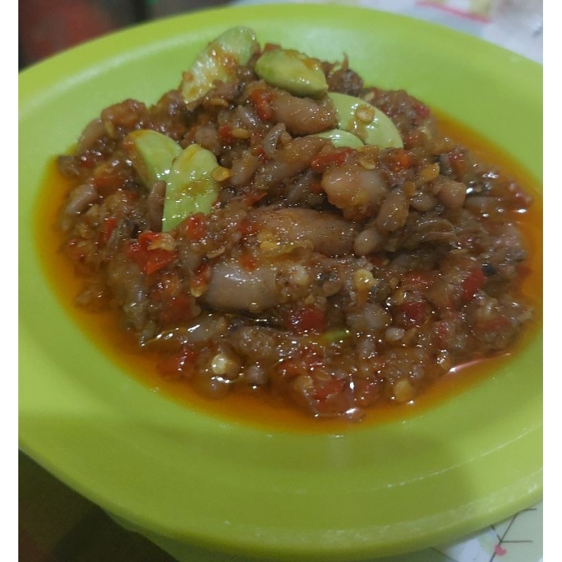 

sambal baby cumi petai