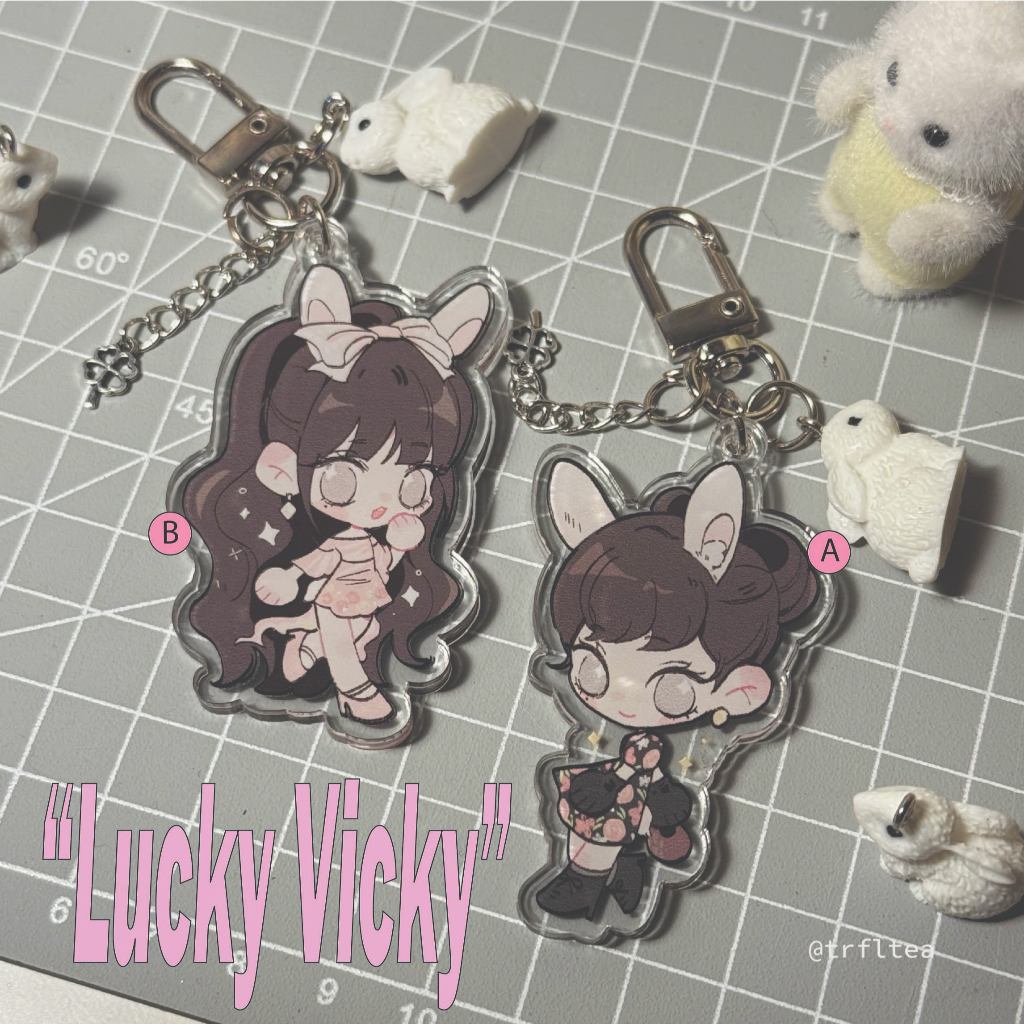 

Wonyoung Keychain & Photocard