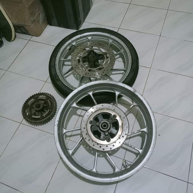 Velg Yamaha R15 V3, Vixion R, Original