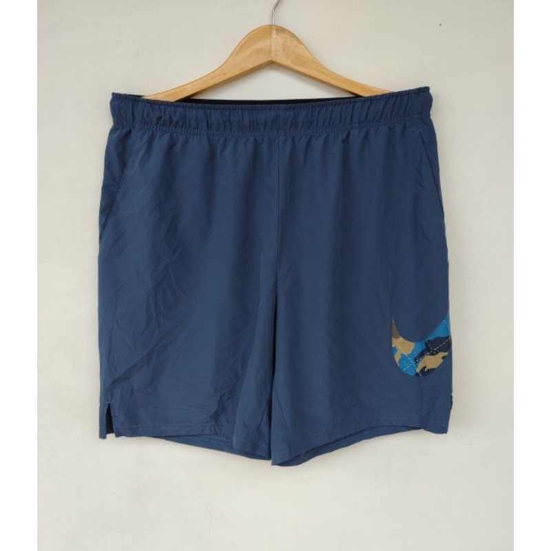 CELANA PENDEK NIKE RUNNING BIG SWOOSH
