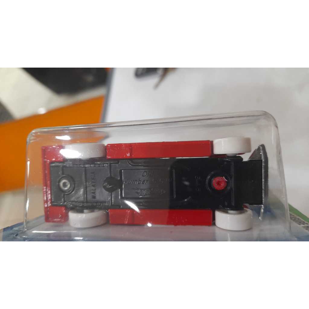hot wheels old number 5.5 red
