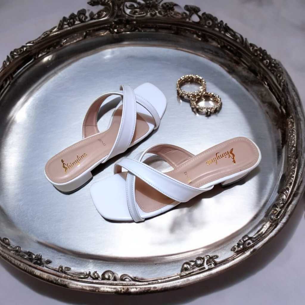 A882 Heels Wanita Bigsize [Shinylinz Premium Size 41 - 47]  Heels Sandal Selop Wanita Warna Putih Si