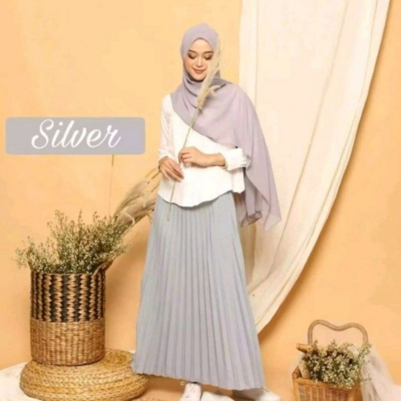 Long Skirt Rok Panjang Plisket Abu Muda Silver