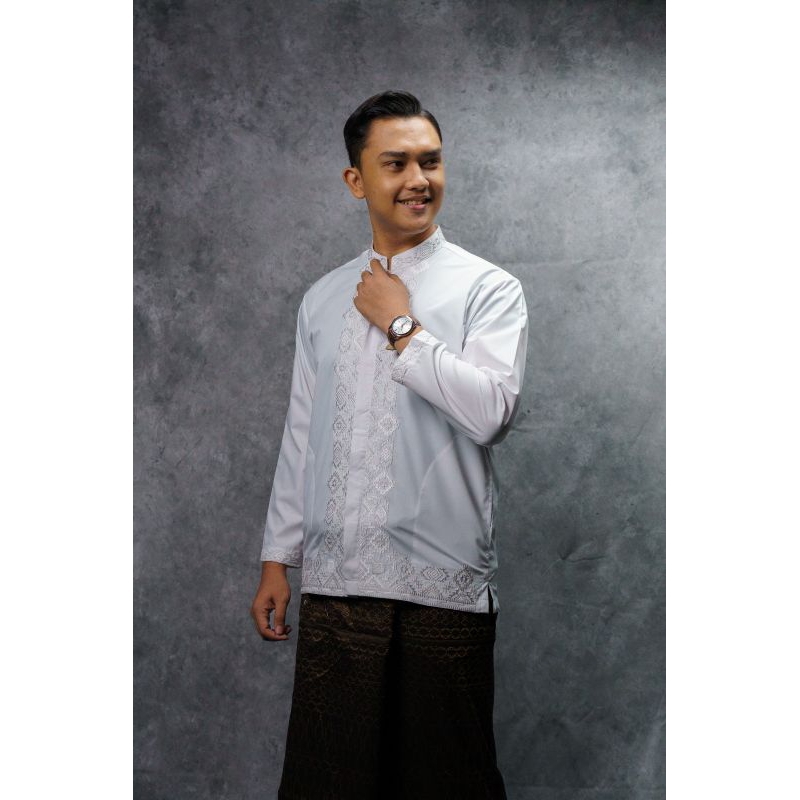 Tamer Sulawesi Putih Panjang