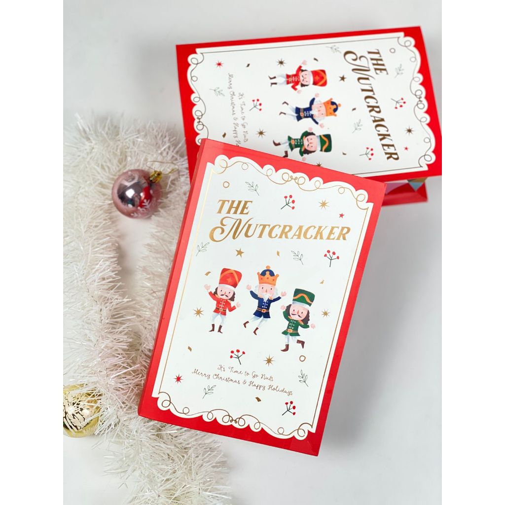 

Aimee Gift Box & Card Christmas